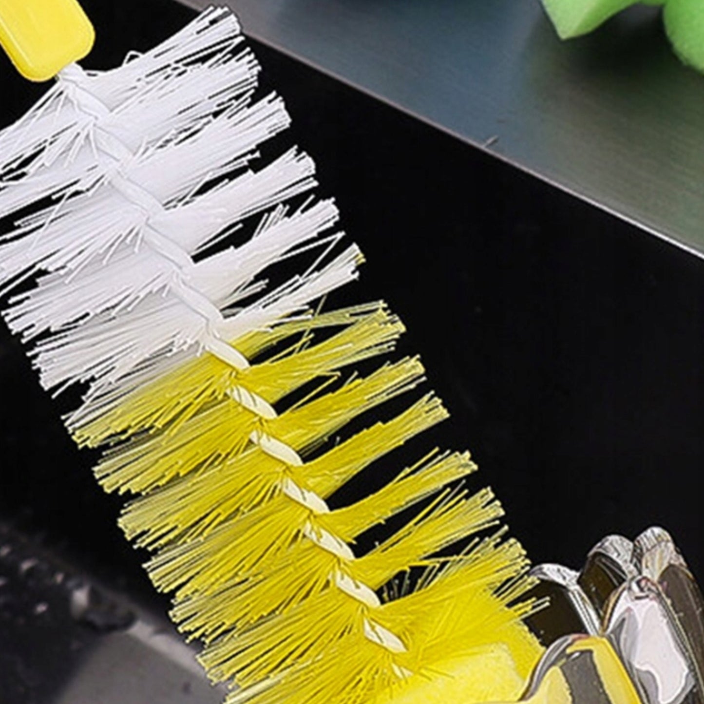 Spazzola per biberon con setole rigide – 27,5 cm – Pulizia profonda di biberon e bottigliette – Raggiunge angoli e fessure (colore casuale)