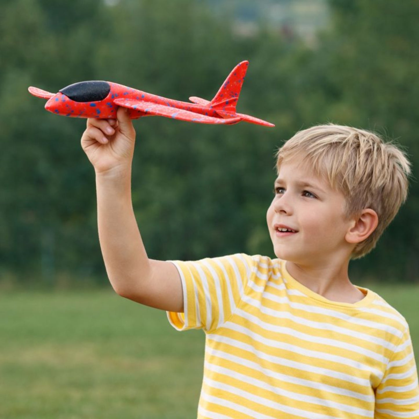 Avion de Lancer en Polystyrène – 36 cm